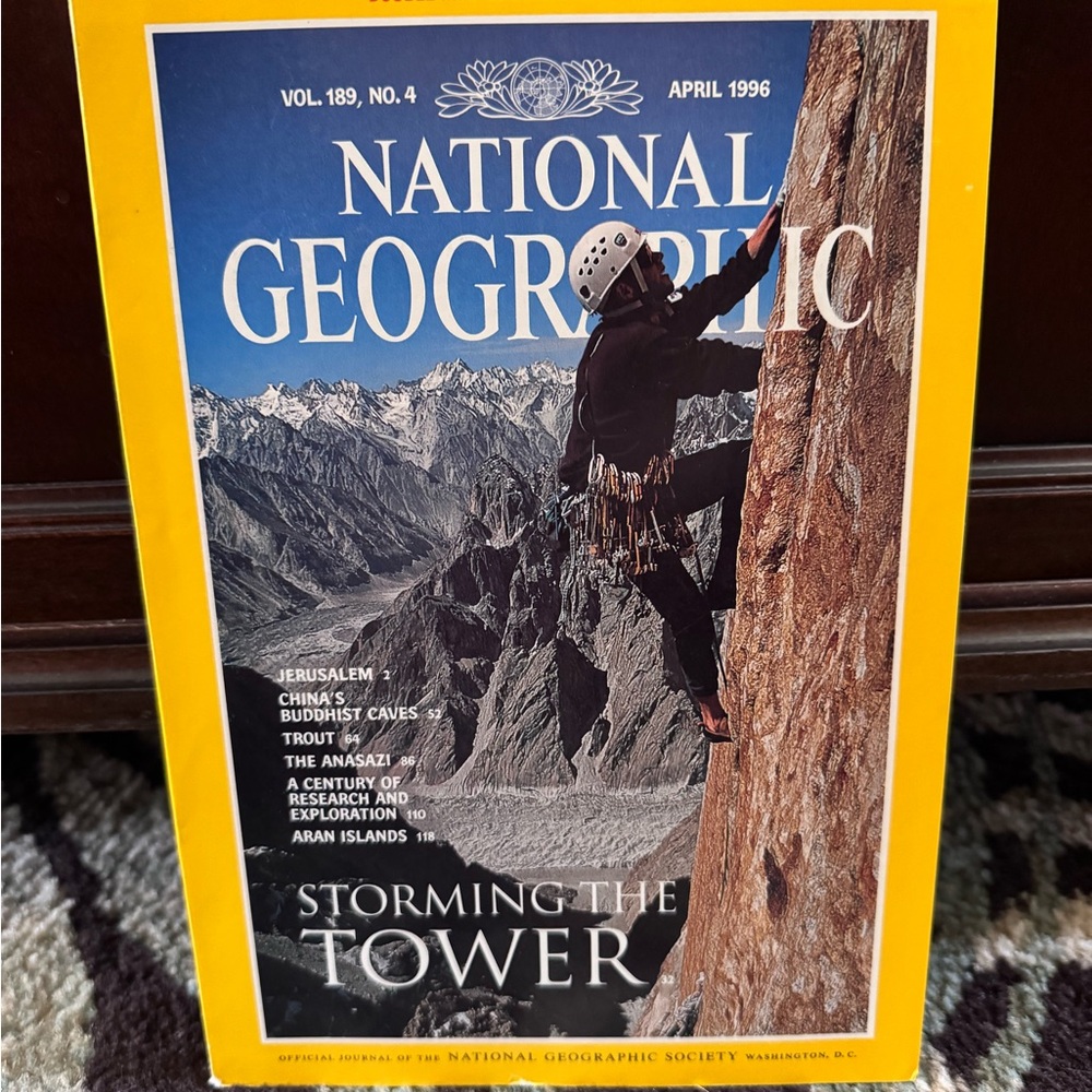 National Geographic 1996 Issues with Maps - Picture 5 of 13